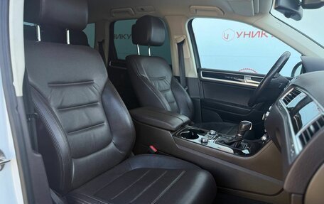 Volkswagen Touareg III, 2015 год, 3 099 000 рублей, 22 фотография