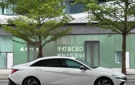 Hyundai Elantra, 2023 год, 1 435 000 рублей, 4 фотография