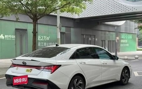 Hyundai Elantra, 2023 год, 1 435 000 рублей, 5 фотография