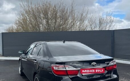 Toyota Camry, 2018 год, 2 490 000 рублей, 3 фотография