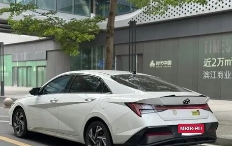 Hyundai Elantra, 2023 год, 1 435 000 рублей, 6 фотография