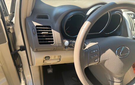 Lexus RX II рестайлинг, 2004 год, 1 650 000 рублей, 19 фотография