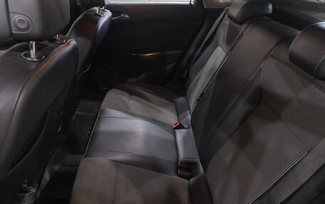 Opel Astra J, 2011 год, 599 000 рублей, 25 фотография