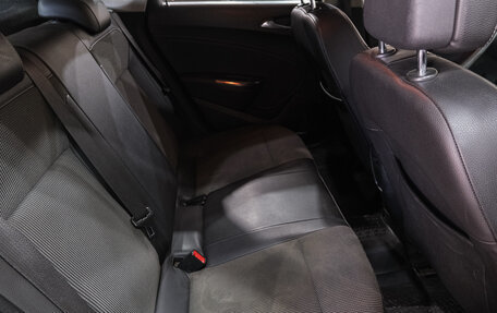 Opel Astra J, 2011 год, 599 000 рублей, 24 фотография