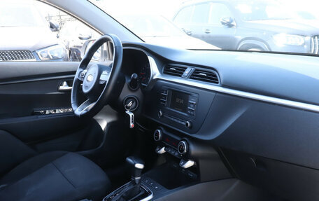 KIA Rio IV, 2021 год, 1 560 000 рублей, 9 фотография