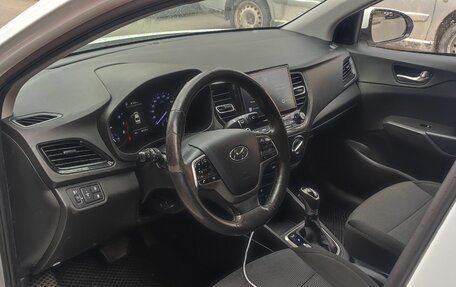 Hyundai Solaris II рестайлинг, 2021 год, 1 199 000 рублей, 20 фотография