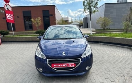 Peugeot 208 II, 2013 год, 565 000 рублей, 2 фотография