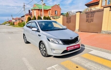 KIA Rio III рестайлинг, 2014 год, 980 000 рублей, 3 фотография