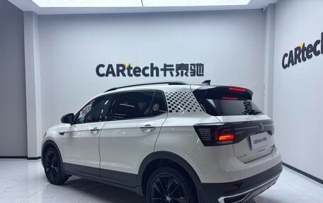 Volkswagen T-Cross I, 2022 год, 1 620 999 рублей, 8 фотография