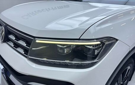 Volkswagen T-Cross I, 2022 год, 1 620 999 рублей, 13 фотография