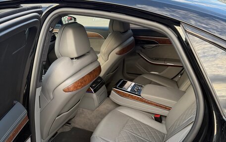 Audi A8, 2018 год, 4 700 000 рублей, 14 фотография