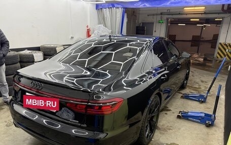Audi A8, 2018 год, 4 700 000 рублей, 8 фотография
