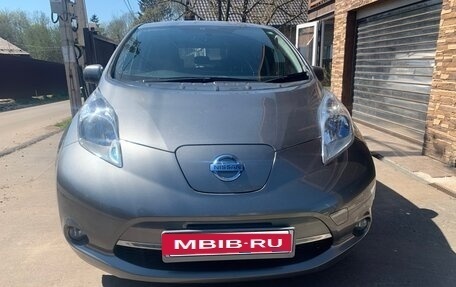 Nissan Leaf I, 2013 год, 530 000 рублей, 2 фотография
