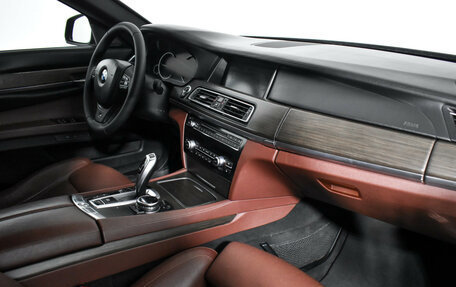 BMW 7 серия, 2014 год, 2 000 000 рублей, 10 фотография