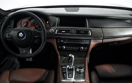 BMW 7 серия, 2014 год, 2 000 000 рублей, 11 фотография
