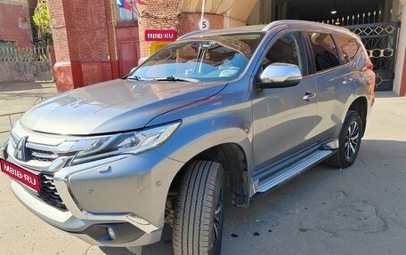 Mitsubishi Pajero Sport III рестайлинг, 2017 год, 3 300 000 рублей, 1 фотография