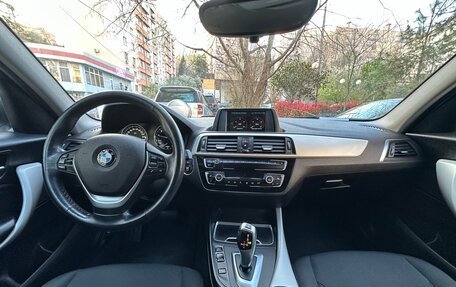 BMW 1 серия, 2018 год, 1 870 000 рублей, 7 фотография