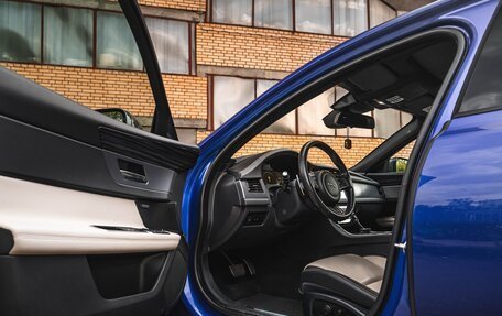 Jaguar XF II, 2017 год, 2 700 000 рублей, 9 фотография