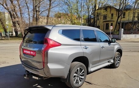 Mitsubishi Pajero Sport III рестайлинг, 2017 год, 3 300 000 рублей, 5 фотография