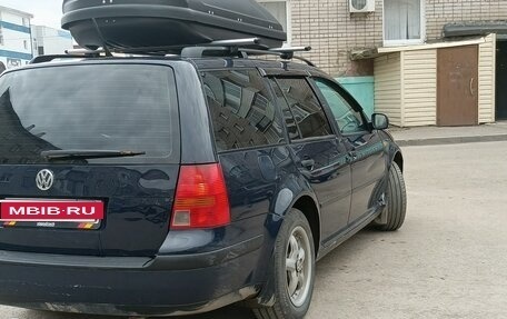 Volkswagen Golf IV, 2001 год, 300 000 рублей, 2 фотография
