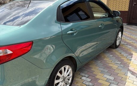 KIA Rio III рестайлинг, 2012 год, 800 000 рублей, 7 фотография
