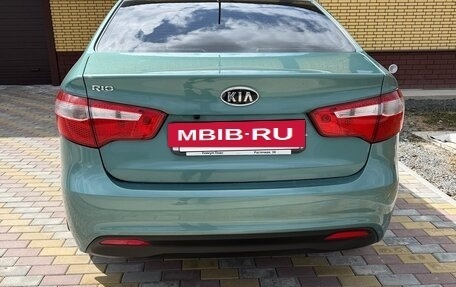 KIA Rio III рестайлинг, 2012 год, 800 000 рублей, 10 фотография