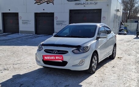 Hyundai Solaris II рестайлинг, 2013 год, 950 000 рублей, 3 фотография