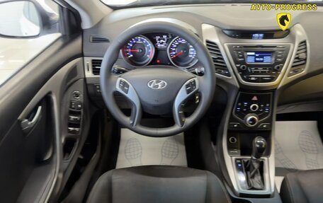 Hyundai Elantra V, 2014 год, 940 000 рублей, 13 фотография