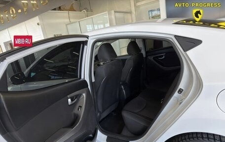 Hyundai Elantra V, 2014 год, 940 000 рублей, 8 фотография