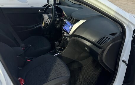Hyundai Solaris II рестайлинг, 2016 год, 820 000 рублей, 8 фотография