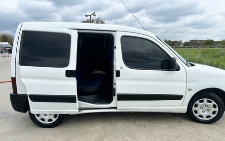 Peugeot Partner II рестайлинг 2, 2005 год, 270 000 рублей, 8 фотография