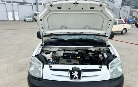 Peugeot Partner II рестайлинг 2, 2005 год, 270 000 рублей, 19 фотография