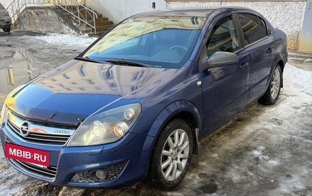 Opel Astra H, 2008 год, 670 000 рублей, 2 фотография
