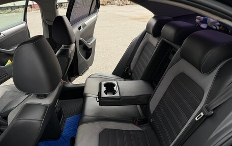 Volkswagen Jetta VI, 2014 год, 1 250 000 рублей, 20 фотография