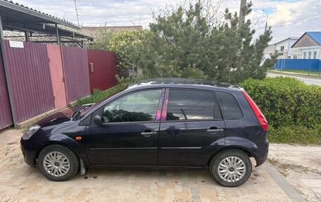 Ford Fiesta, 2007 год, 320 000 рублей, 3 фотография