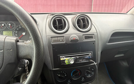Ford Fiesta, 2007 год, 320 000 рублей, 11 фотография