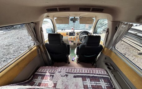 Honda Stepwgn II рестайлинг, 2002 год, 980 000 рублей, 23 фотография