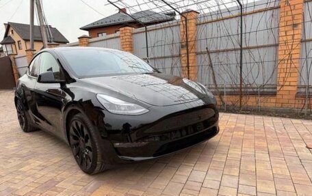 Tesla Model Y I, 2022 год, 4 200 000 рублей, 1 фотография