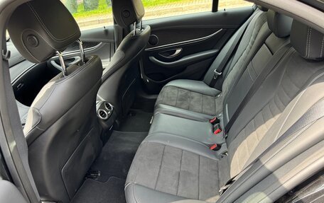 Mercedes-Benz E-Класс, 2020 год, 4 250 000 рублей, 6 фотография