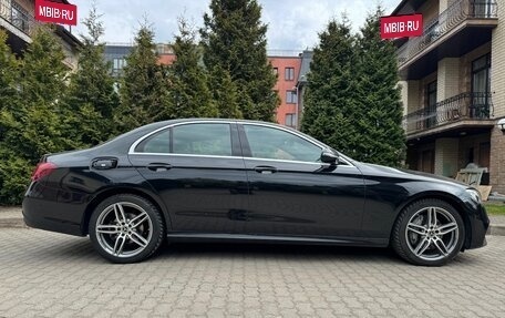 Mercedes-Benz E-Класс, 2020 год, 4 250 000 рублей, 4 фотография
