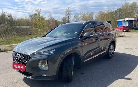 Hyundai Santa Fe IV, 2019 год, 3 300 000 рублей, 2 фотография