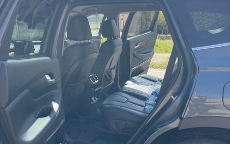 Hyundai Santa Fe IV, 2019 год, 3 300 000 рублей, 18 фотография