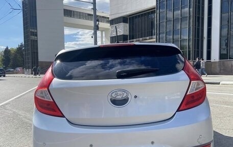 Hyundai Solaris II рестайлинг, 2012 год, 648 000 рублей, 4 фотография