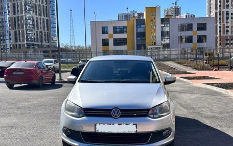 Volkswagen Polo VI (EU Market), 2011 год, 820 000 рублей, 10 фотография
