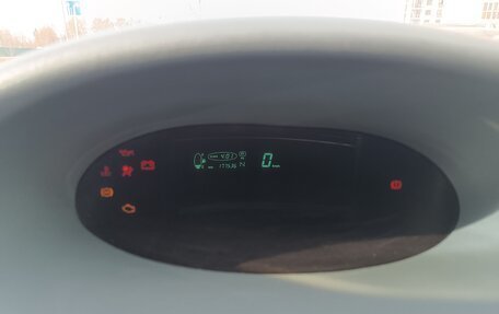 Toyota Vitz, 2001 год, 355 000 рублей, 10 фотография