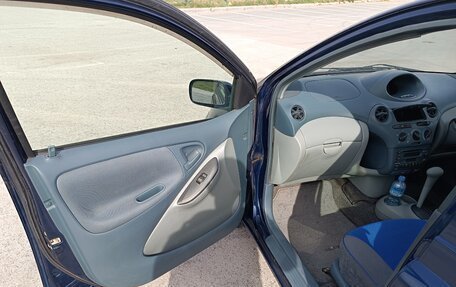 Toyota Vitz, 2001 год, 355 000 рублей, 14 фотография