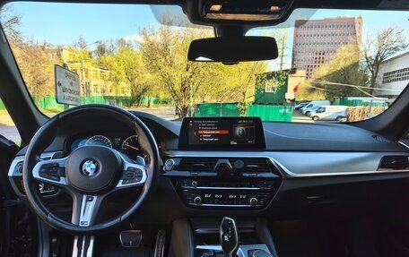 BMW 5 серия, 2019 год, 4 500 000 рублей, 5 фотография