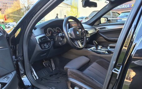 BMW 5 серия, 2019 год, 4 500 000 рублей, 6 фотография