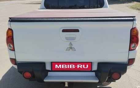 Mitsubishi L200 IV рестайлинг, 2014 год, 1 550 000 рублей, 13 фотография