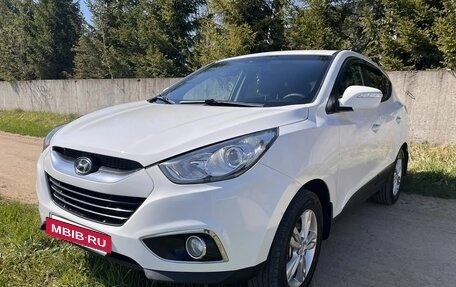 Hyundai ix35 I рестайлинг, 2012 год, 1 030 000 рублей, 4 фотография